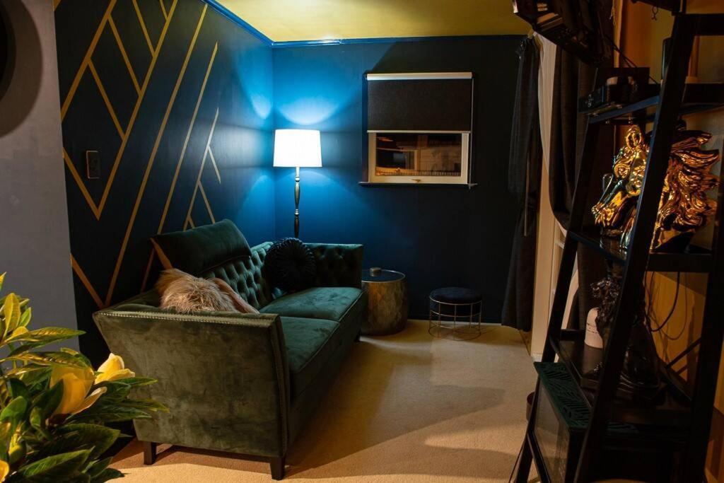 Hoh - Hazel'S Boudoir Apartment Матамата Екстериор снимка